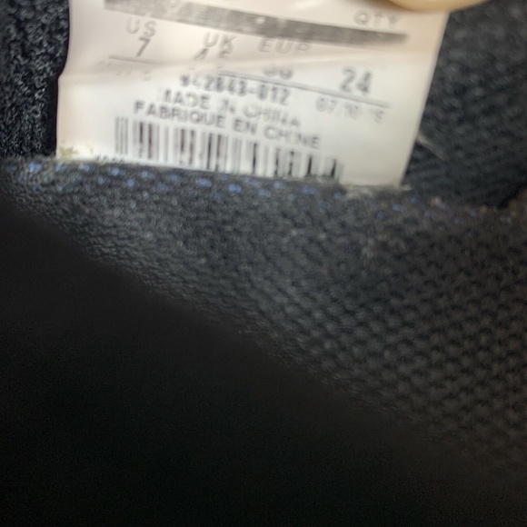 Nike Air Vapormax FlyKnit 2 Metallic Gold Black 2018 Women Size 7 942843-012 - Picture 10 of 10